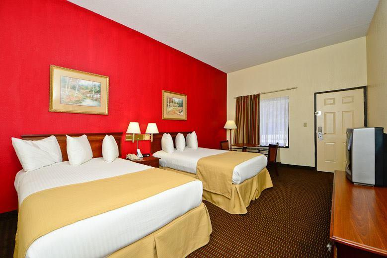 Manchester Heritage Inn&Suites Exterior foto
